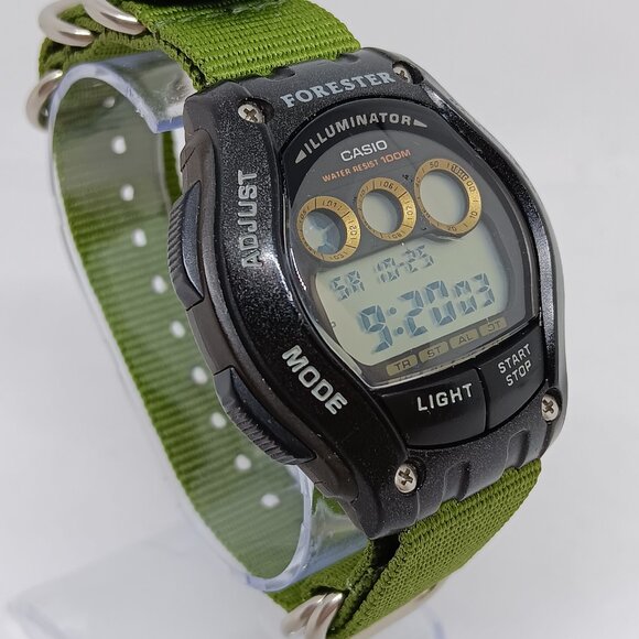 Casio Forester FT-110H Men’s 40x46mm Digital Day/Date/Alarm/Backlight watch - Picture 4 of 11